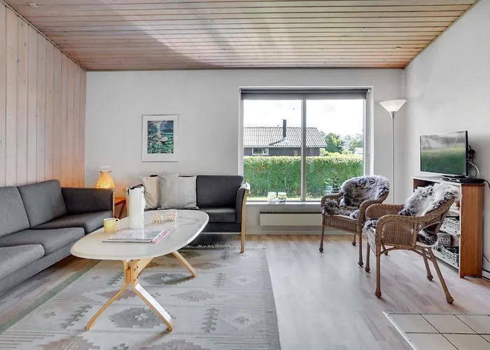Ilppo - 200m From The Sea By Interhome * Hesselager